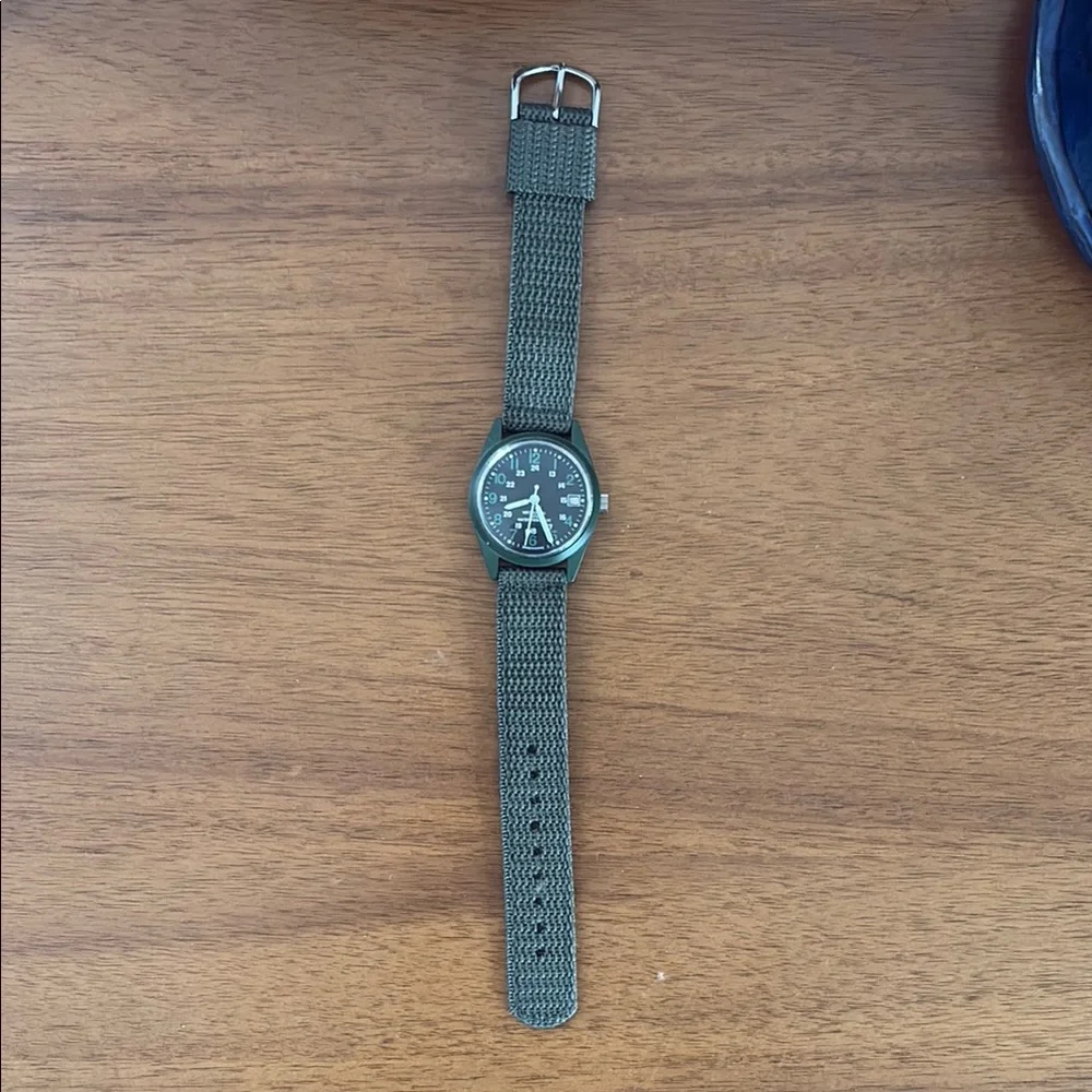 Rothco Vietnam Army Green Brand New Watch - Picture 2 of 4